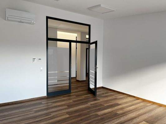 Büro_2023-02-04 13.51.52.jpg