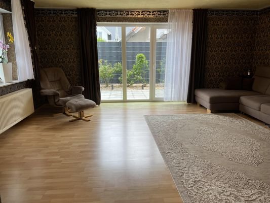 Wohnzimmer EG Bild 2