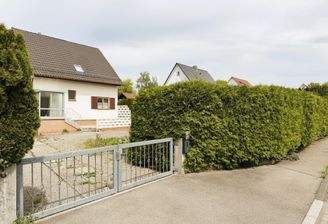 Außen - Einfahrt