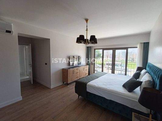 Flats with Gym and Parking Lot in İstanbul Zeytinburnu