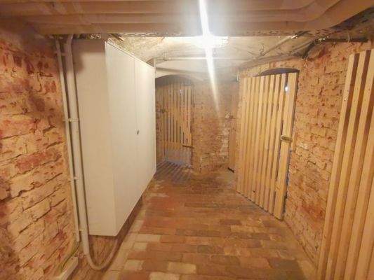 Sauberer Kellerbereich