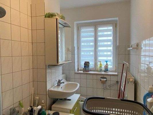 Badezimmer mit Wanne