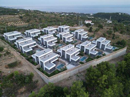 Chic Design Villas with Pool and Garden in Alanya İncekum