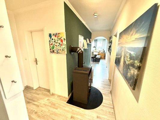 Im Hochparterre - Ihre Diele gen Essbereich