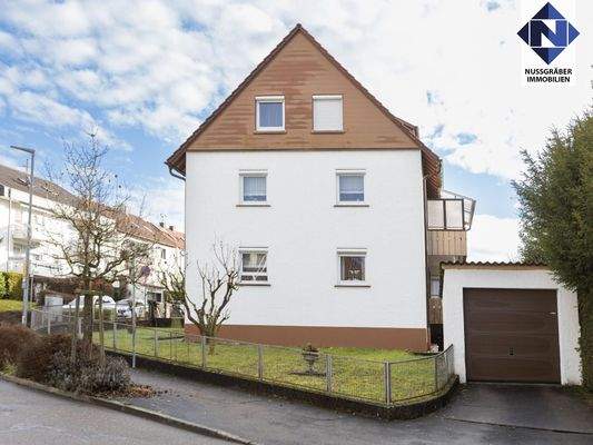 Ansicht mit Garage 2