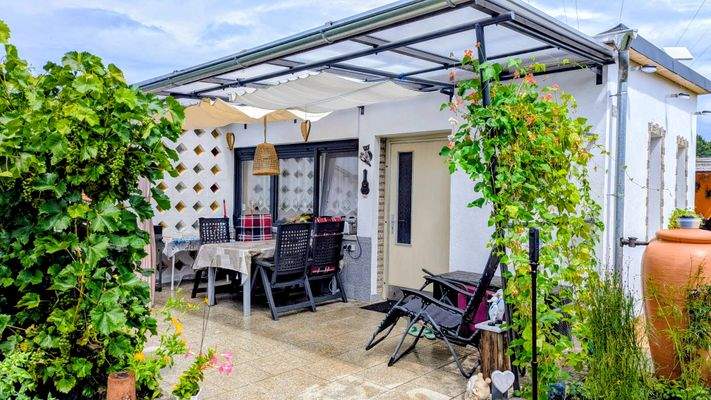 Vorderansicht Terrasse