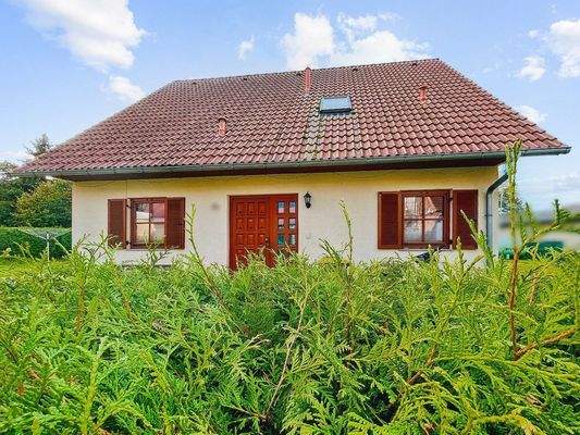 Einfamilienhaus Frontalansicht