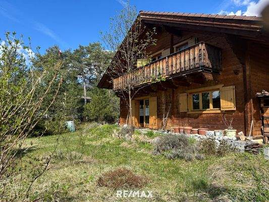 Südansicht Gebäude/Altbestand