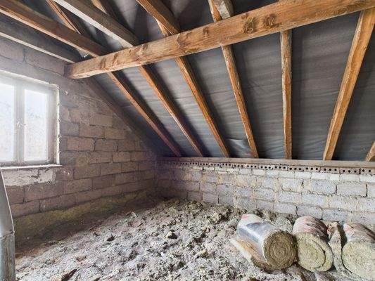 CAM01708G0-PR0085-STILL021