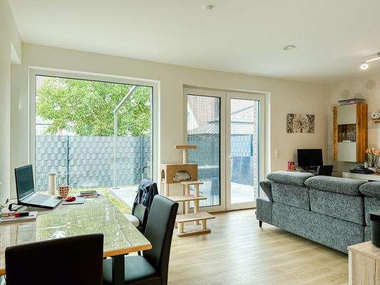 Wohn- und Essbereich 1