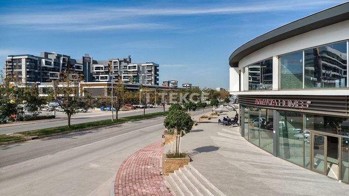 Commercial Property in Antalya Aksu Near Artery in Viva Defne Project