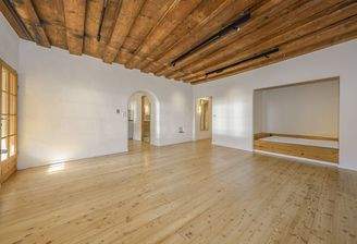 KITZIMMO-Freizeitwohnsitz in historischem Stadthaus mit Blick auf die Streif - Immobilien Kitzbühel.