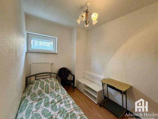 Büro/Schlafzimmer EG