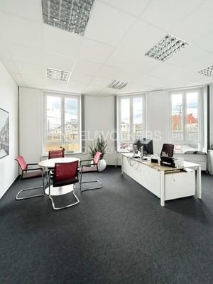 Büro