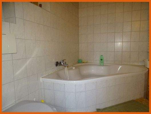 Badewanne 1. OG