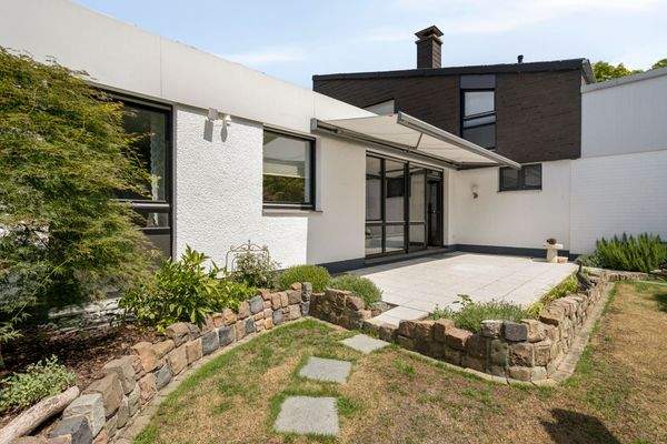 Sonnenterrasse mit Markise