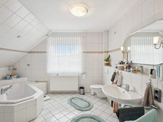 Badezimmer Dachgeschoss
