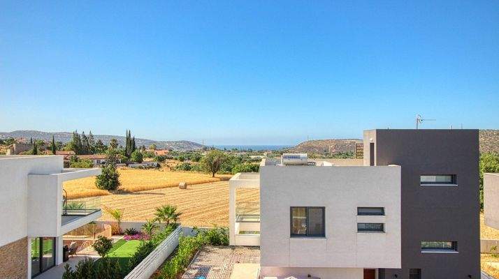646148-detached-villa-for-sale-in-pyrgos_orig.jpg