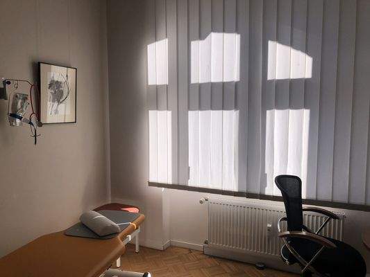Behandlungsraum.jpg