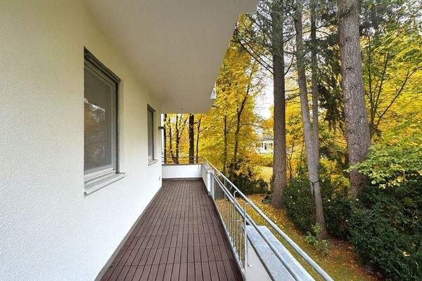 großzügiger Balkon