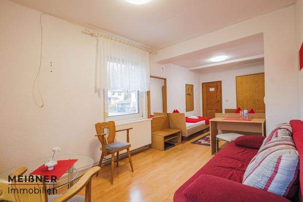 Gästezimmer 1 - Schlaf- & Wohnbereich