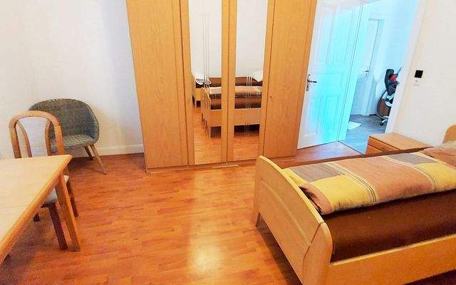 Zimmer übernachten mieten Esslingen urbanbnb 3.jpeg