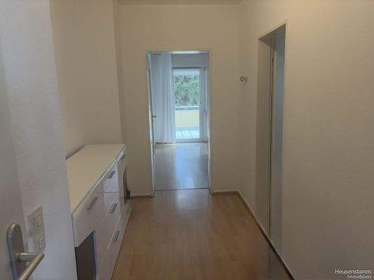 Diele - Wohnung rechts