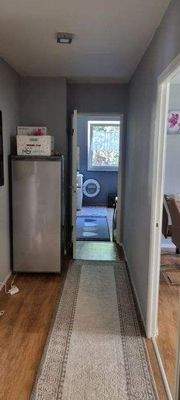 Flur zur  Küche, Wohn- und Kinderzimmer