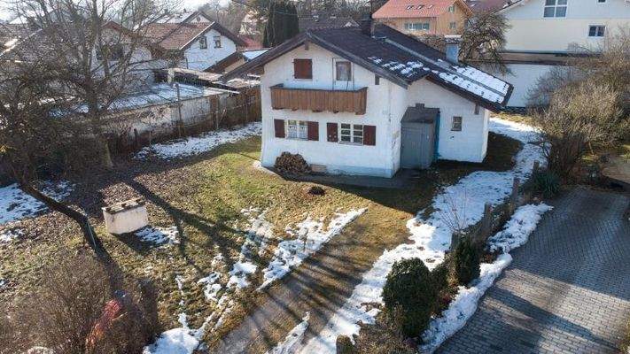 Grundstück mit Altbestand