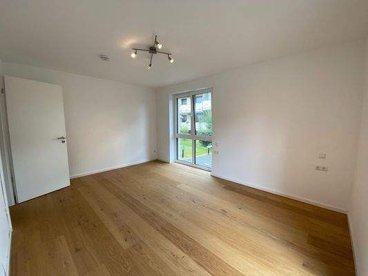 zweites helles Zimmer