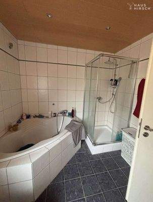 Badezimmer im 2. OG