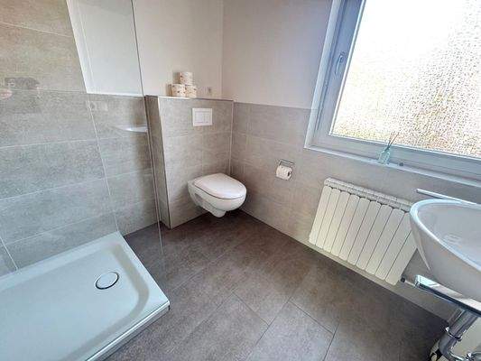 Teilansicht Badezimmer OG