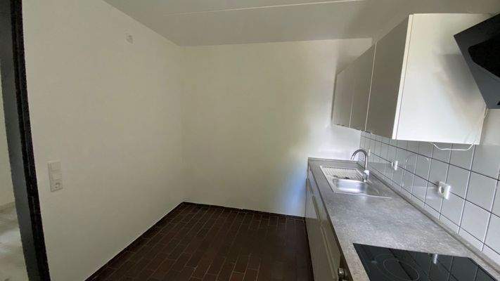 Wohnung 212 küche3.jpg