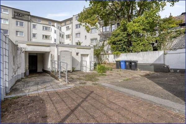 K2 Hofseite Anlieferung +Stellfäche