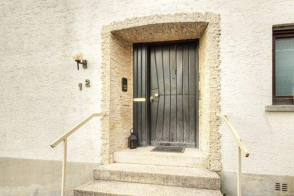 Hauseingang Wohnung EG