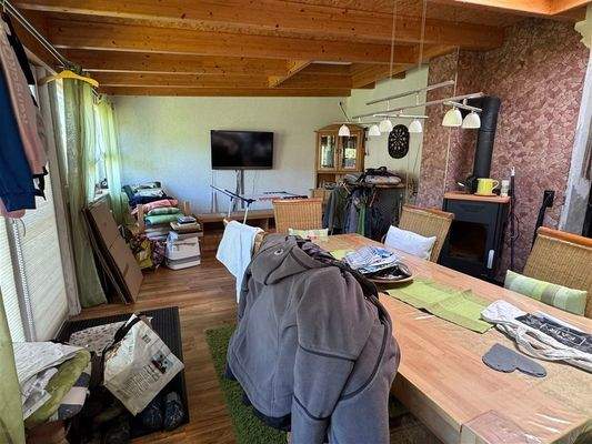 EG_Essen mit Kamin-Ofen