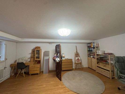 Au-pair-Arbeitszimmer UG