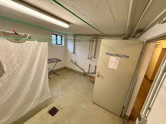Extra Waschraum in Keller