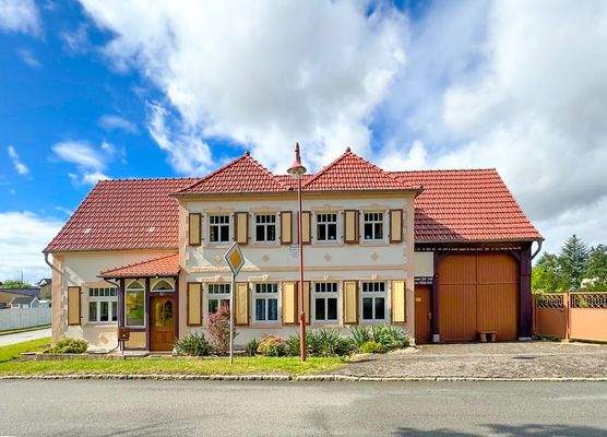 ...schlossverdächtiges Schmuckstück