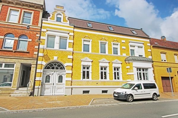 Hausansicht / Straßenseite