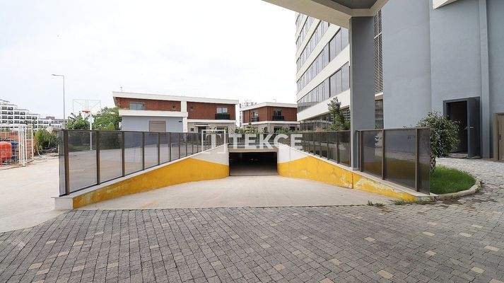 Elegant Apartments in a Complex in Antalya Altintas