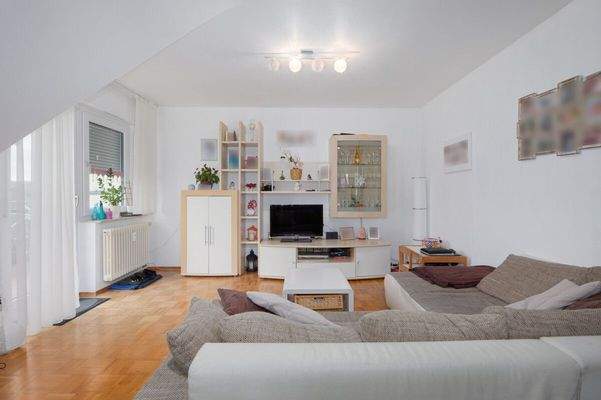 Wohnzimmer 3-Zi.-Whg. DG inks