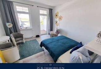 Schlafzimmer mit Südbalkon