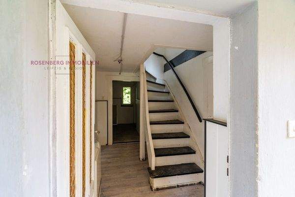 Immobilie in Döbeln zu verkaufen_Treppenhaus