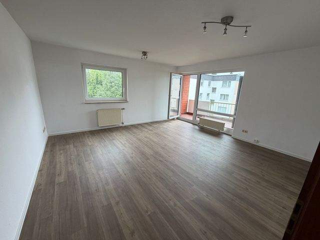 Schöne 2 Zimmer- Wohnung mit Loggia in Weende-Nord - Photo 1
