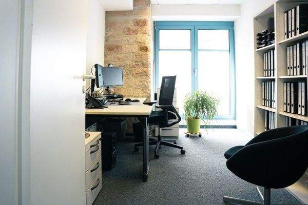 Büro Sekretariat.jpg