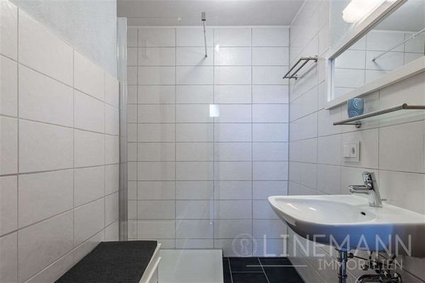 Badezimmer-2.OG-38-HDR