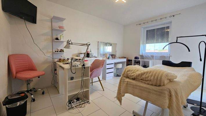 Nagel/Kosmetikstudio