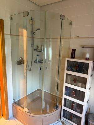 Badezimmer 1. OG rechts