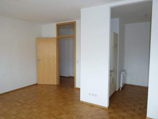 Wohnraum mit Küchenabteil